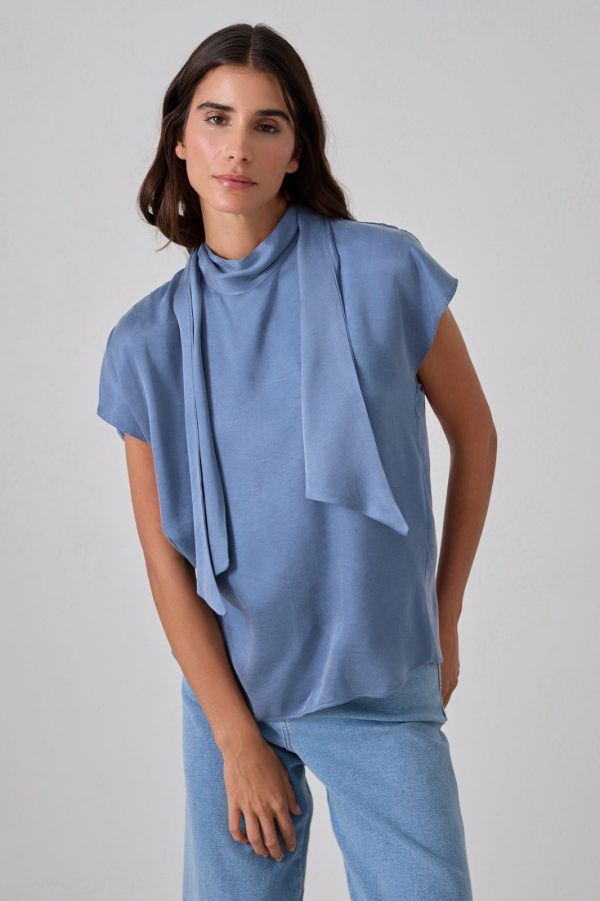 Neck and Sleeve Detailed Relaxed Cut Blouse