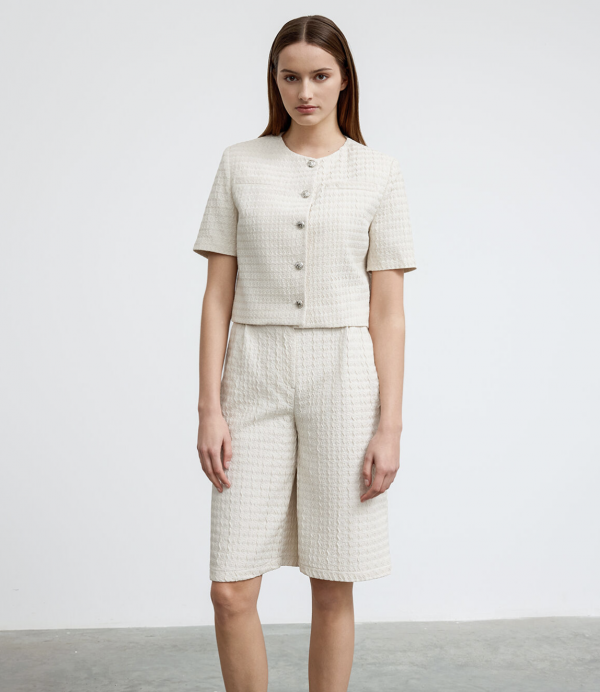 Short Sleeve Jacket Detailed With Silver Buttons - Image 3