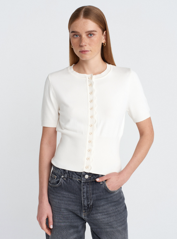 Crew Neck Buttoned Knitted Cardigan