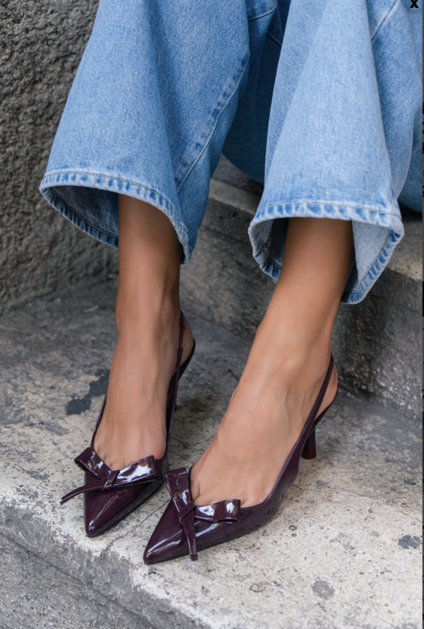 Bordo Heels Detailed With Bow - Image 9
