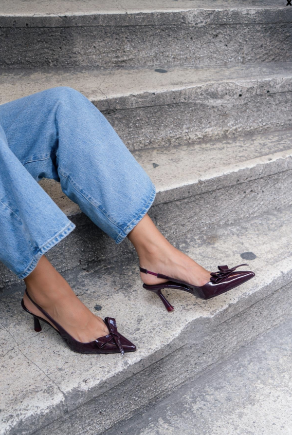 Bordo Heels Detailed With Bow - Image 10